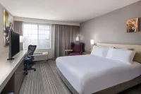 Hilton Garden Inn Bakersfield Các khách sạn gần Salt 7even Float Center