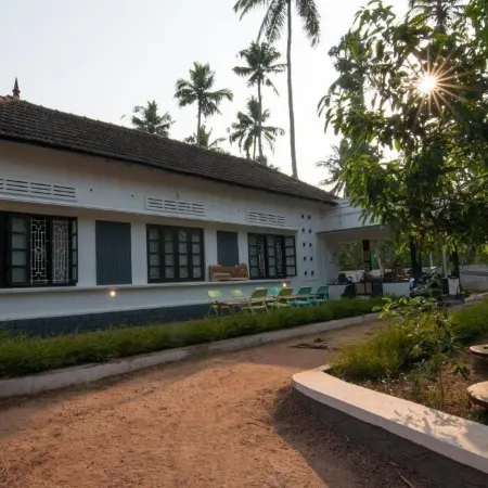Piggy Hostel Varkala