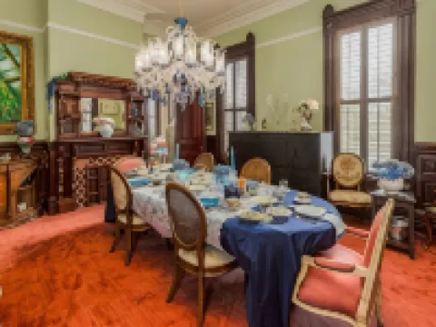 Pinc Lady Mansion Hotels in Eureka