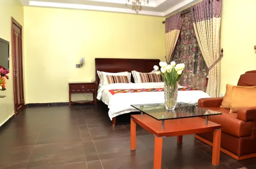 Lake 47 Suites Hoteles en Jabi