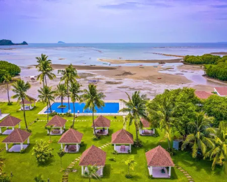 エルプエブロデエルマノバイココテル リアンのホテル