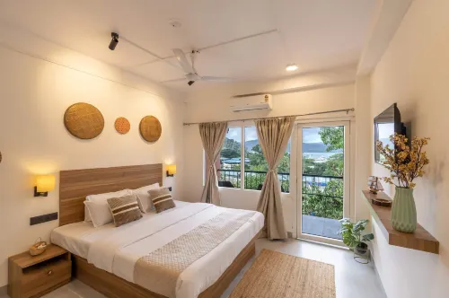 Zostel Port Blair - Mountain View