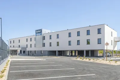 Kyriad Bordeaux Nord Sainte Eulalie Hotel di Montussan