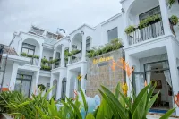 Ninh Hoa Garden Hotels in Cu Sue