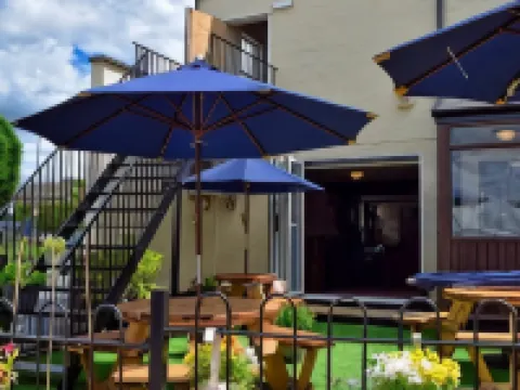 Hanbury Turn Hotels in Stoke