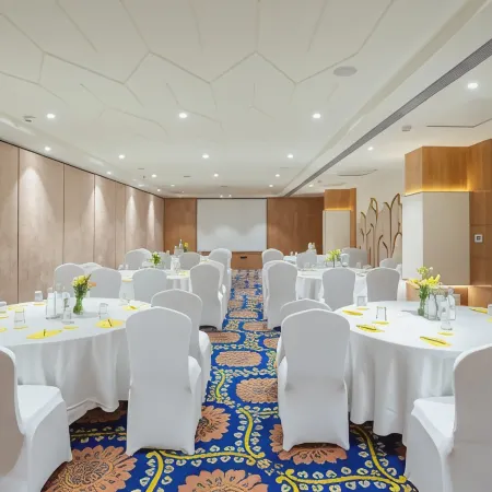 Golden Tulip Jaipur City Center