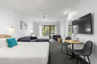 Macquarie Barracks Motor Inn Hotels near Port Macquarie Airport