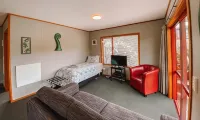 The Whistling Frog Resort Hotels in Chaslands