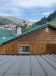 Red River Getaway- Ski in/Ski Out, Updated Townhome, Best Location, Sleeps 10