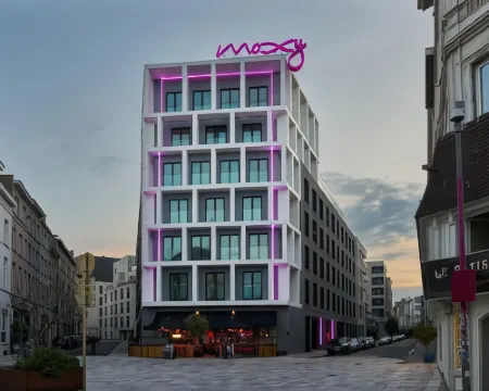 モクシー ブリュッセル シティ センター イクセルのホテル