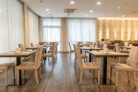 Hotel Majorca - พร้อมอาหารเช้า