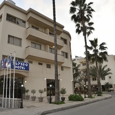 Elysso Hotel