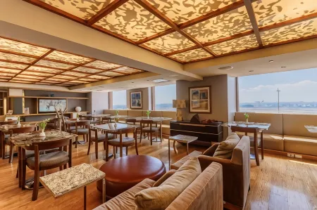 Camino Real Aeropuerto Отели рядом с Аэропорт Хуарес