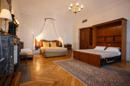 Cit'Hotel Sphinx - Hotel - Parkplatz