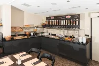 Hotel One66 (Free Parking Garage) - Frühstück