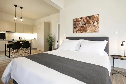 Aellō Luxury Apartments - 4 tähden
