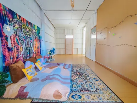 Gao Phala Beachfront Hostel