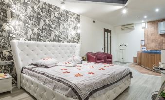 Alex Hotel on Budapeshtskaya