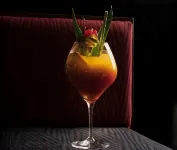 Golden Tulip Muscat - bar