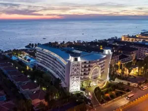 Q Premium Resort Hotel