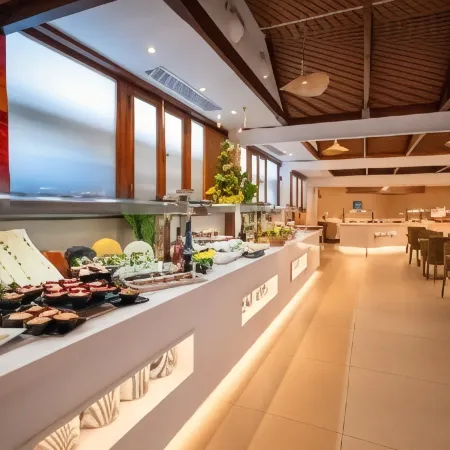 HL Miraflor Suites Hotel