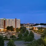 Embassy Suites by Hilton Charleston Airport Hotel & Convention Center Hotel a North Charleston