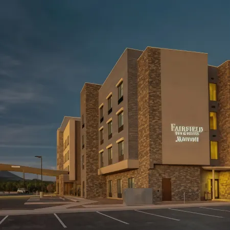 Fairfield Inn & Suites Flagstaff East Отели в г. Коконино
