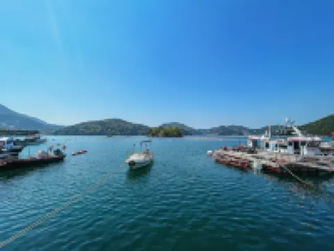 Tongyoung Martis Beach Pension