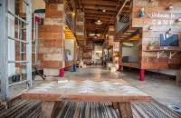 PodShare East Hollywood