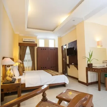 De Solo Boutique Hotel Hotels near House of Danar Hadi