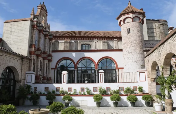 聖貝尼託宮酒店