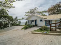 Beachfront Condominium in Morro das Pedras - Ftss Hotels near Campeche
