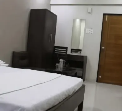 Hotel Shiv Parvati International, Solapur