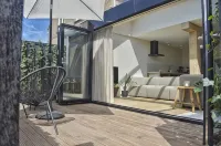 Apartments & Suites Buren Hotels in 