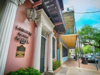 Lamothe House Hotel a French Quarter Guest Houses Property Hotel dekat Frenchmen Street