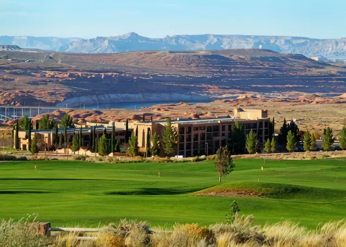 Courtyard Page at Lake Powell