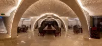 Giowine Hotel & Restaurant