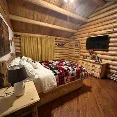 Cabin in West Yellowstone Rooms