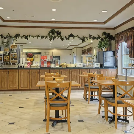 Baymont by Wyndham Rockford