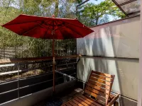 Hotel Double One Hotels near MRT Guandu Station