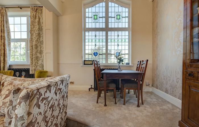 Carnegie Library Shakespeare Apartment 3 bed
