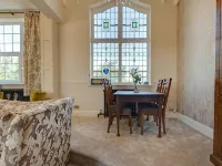 Carnegie Library Shakespeare Apartment 3 bed Ξενοδοχεία στην πόλη Rotherham District