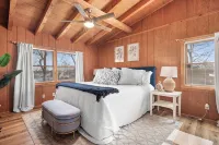 Lake Norman Retreat w/ Dock, Game Room & Hot Tub