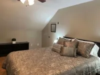 Sip & Stay at StarView Vineyards Hotels in Union County