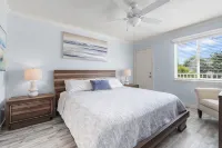 Beach Access 3-bedroom apartment in tranquil Jupiter, Pool, AC, Park, Wifi.