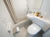 R Hotel Namba East - 2-Star