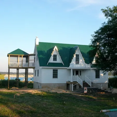 Epiphany-Deep Hole Creek-Chincoteague - Deep Water Dock! 2 King 4 Twin 5 Bath