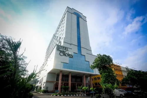 Crystal Crown Hotel Harbour View, Port Klang