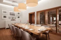 Heron Live Hotel Marina & Spa