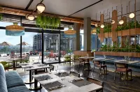 Momentus Hotel Alexandra